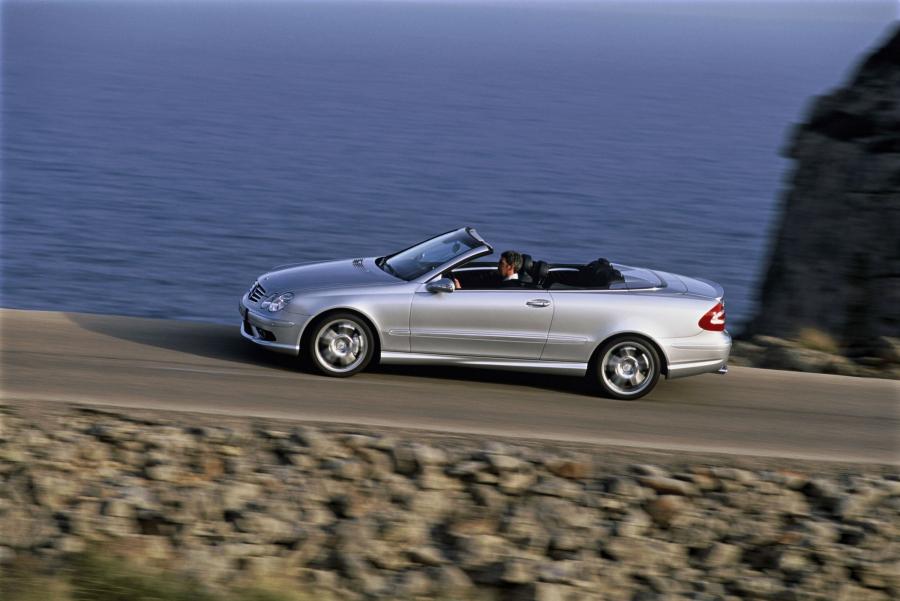 Mercedes-Benz CLK55 AMG Cabriolet 2004 года  (фото 29 из 35)
